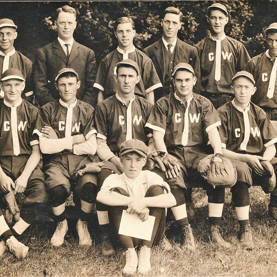 A vintage early-1900s baseball team