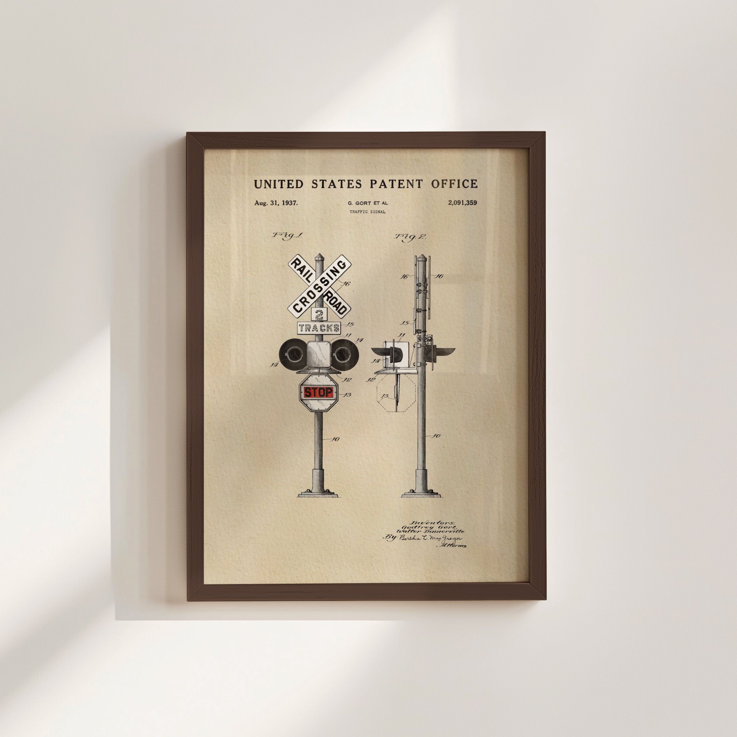The image is a framed patent drawing depicting a railroad crossing signal, which is a device used to control traffic at railroad crossings.