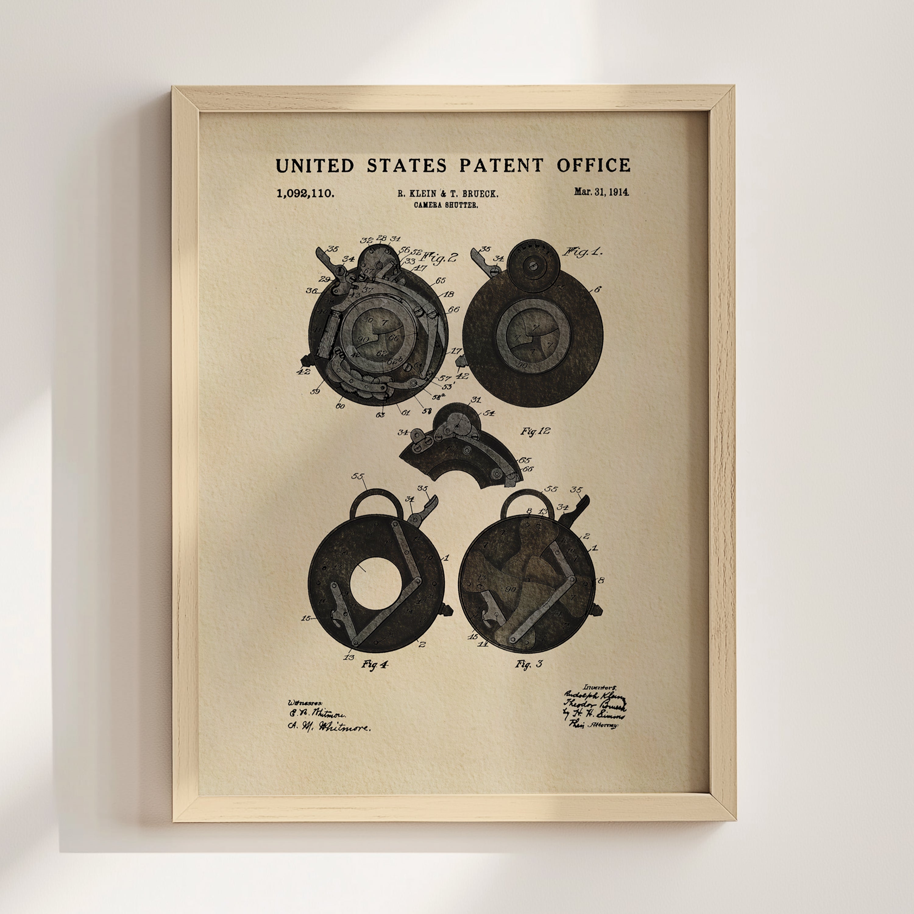 Camera Shutter (1914)