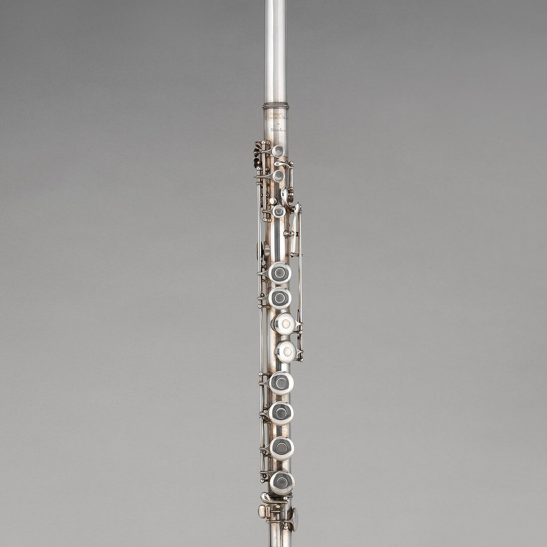 A silver concert flute
