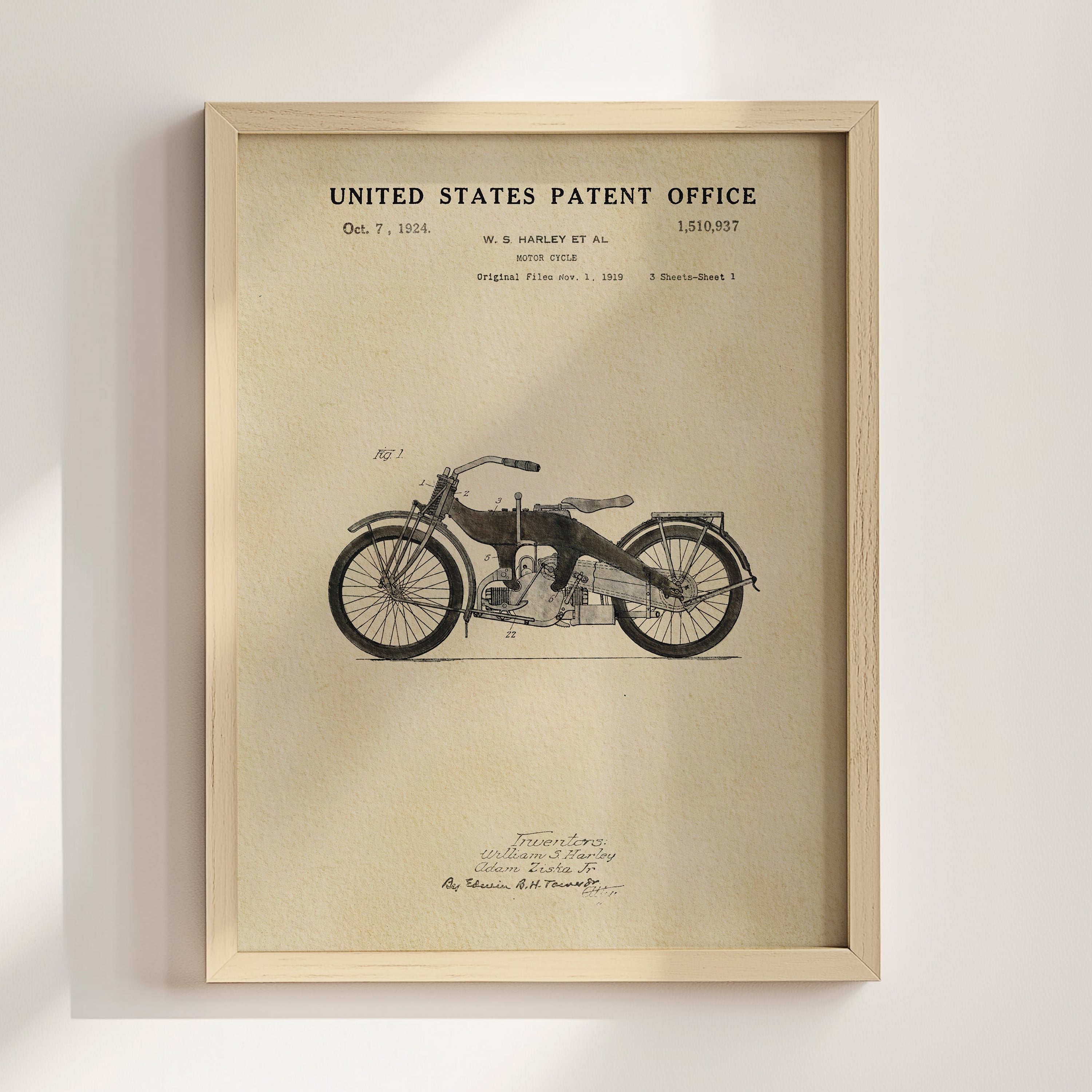 The image is a framed patent drawing of a motorcycle from the United States Patent Office, dated October 7, 1924.