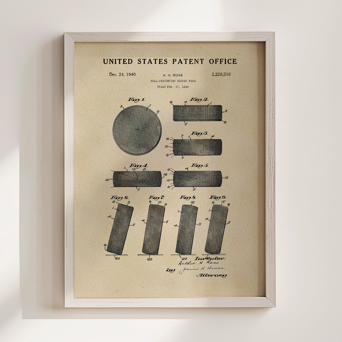 The image is a framed patent drawing from the United States Patent Office, dated December 24, 1940, depicting a hockey puck.