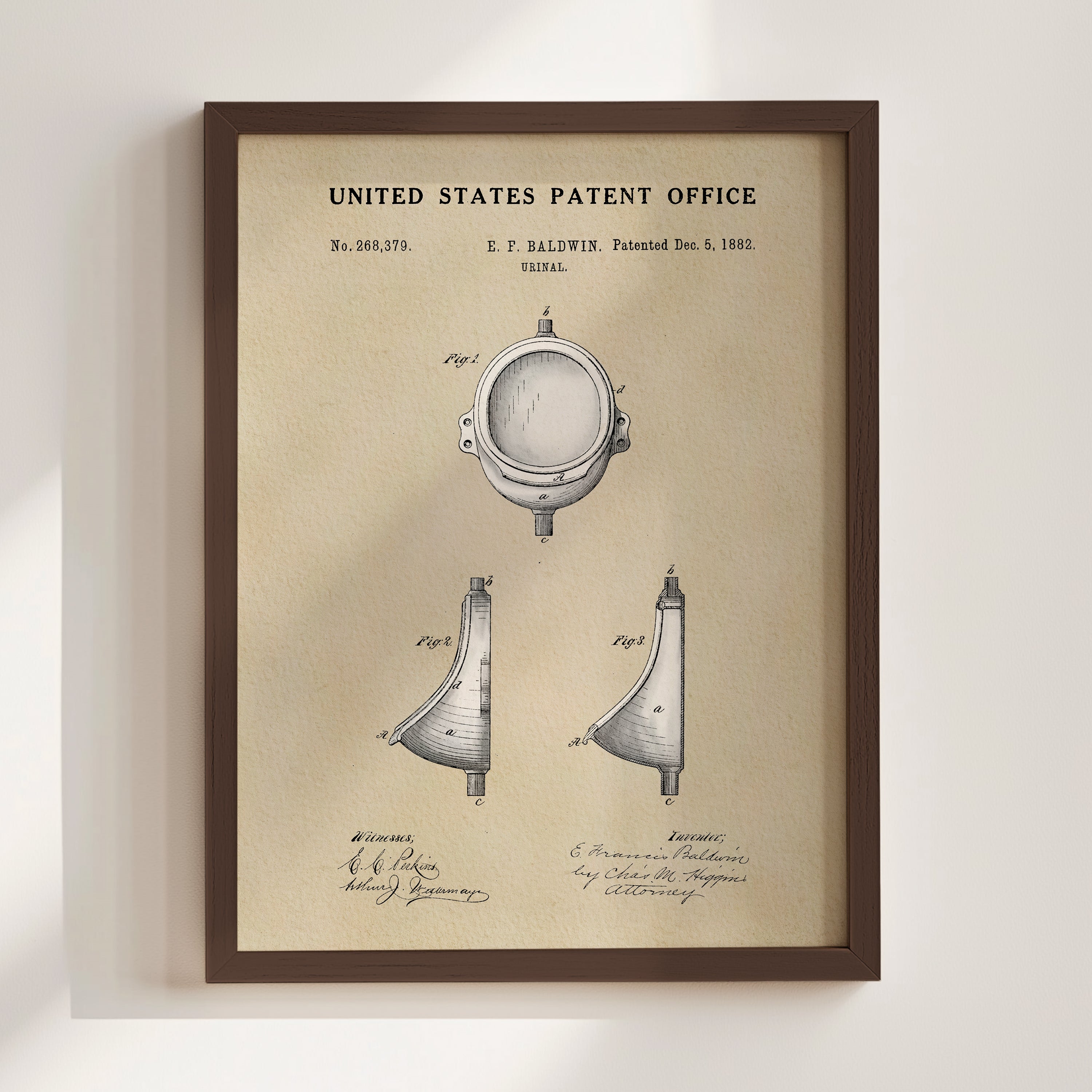 The image is a framed patent drawing depicting a toilet with a round bowl and a curved seat.
