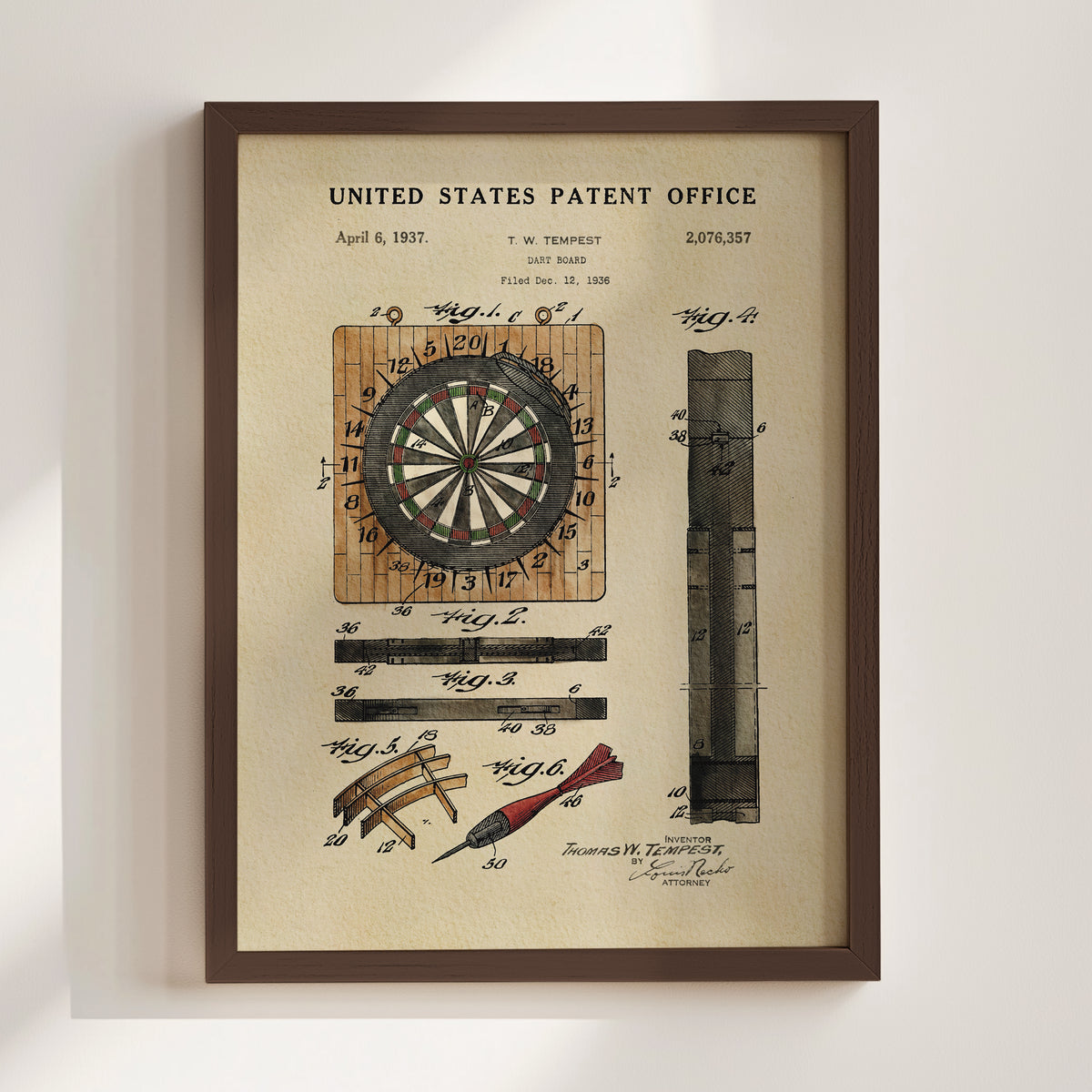 The image is a framed patent drawing depicting a dartboard and various technical drawings related to the dartboard.